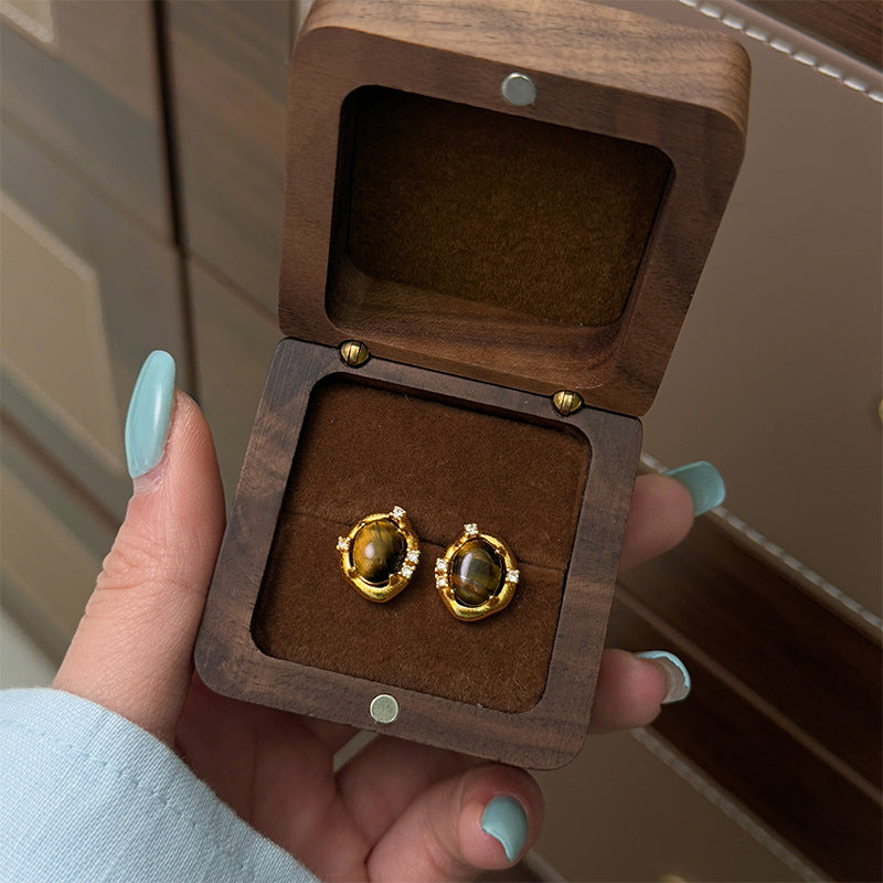 Xiaohongshu Hot-Selling Retro Light Luxury Fashion Versatile Exquisite Small Brushed Gourd Earrings High-End Sense Temperament Ear Jewelry