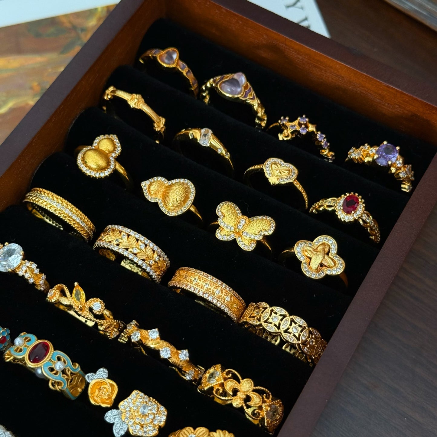 Xiaohongshu Hot-Selling Fashion Retro Copper Coin Iris Flower Ring for Women, Niche Design with a High-End Feel, Versatile Ring