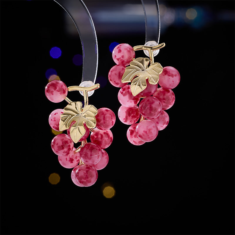 Korean and Japanese New Summer Grape Earrings for Women s925Silver Needle Niche Light Luxury Fruit Creative Pastoral Style Fashion Earrings
