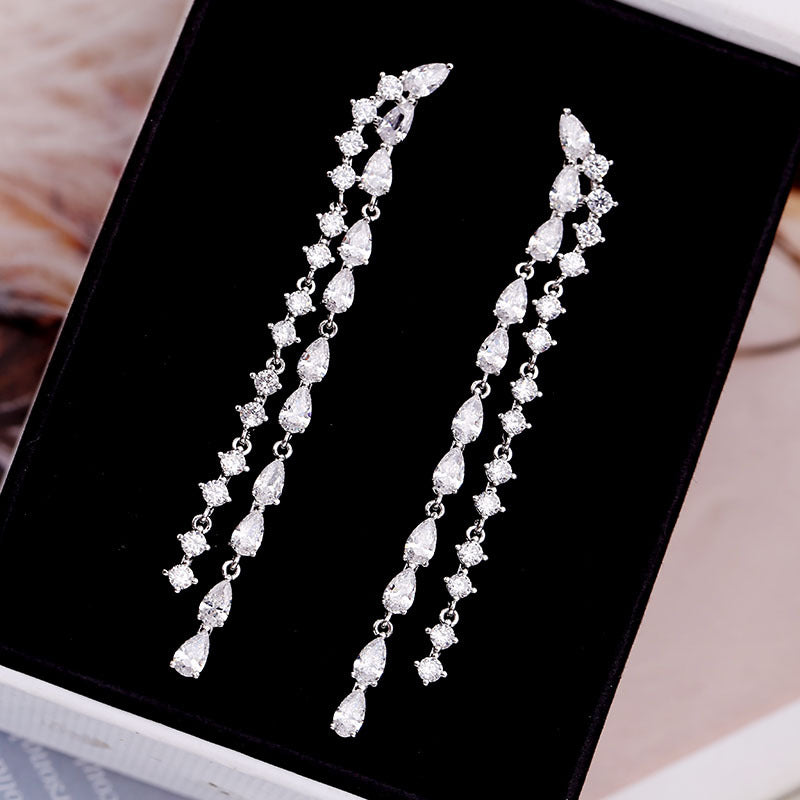 2022New Long Tassel Earrings European and American Fashion Zircon Silver Needle Drop High-end Water Drop Geometric Earrings