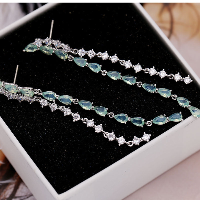 2022New Long Tassel Earrings European and American Fashion Zircon Silver Needle Drop High-end Water Drop Geometric Earrings