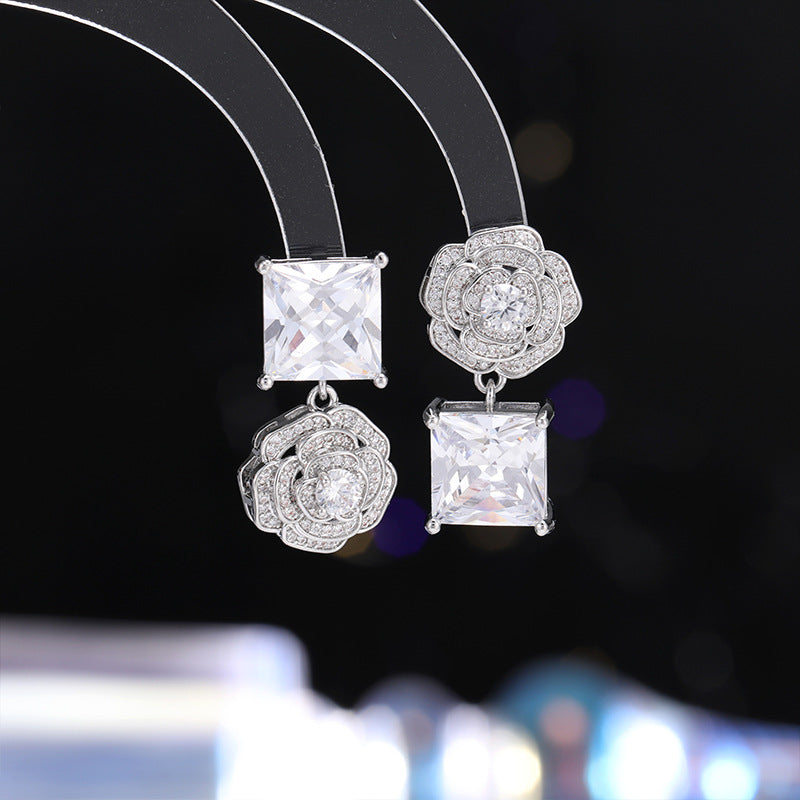 High-end Zircon Camellia Necklace Light Luxury Accessories Collarbone Chain Bracelet Earrings Dress Matching Elegant Jewelry Set