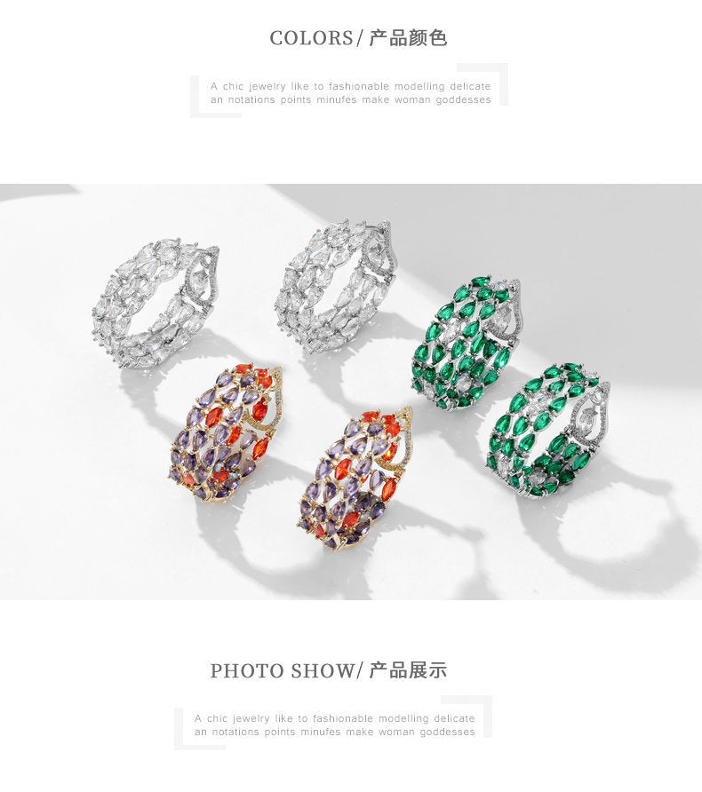2022New Winter Luxury Style Zircon Inlaid Hoop Earrings with High-end Feel