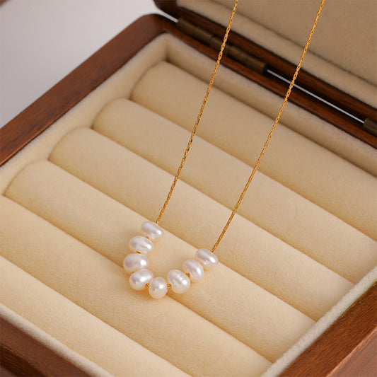 Vintage New Fashion Natural Freshwater Pearl Women's Necklace Light Luxury Niche High-end Simple Versatile Clavicle Chain