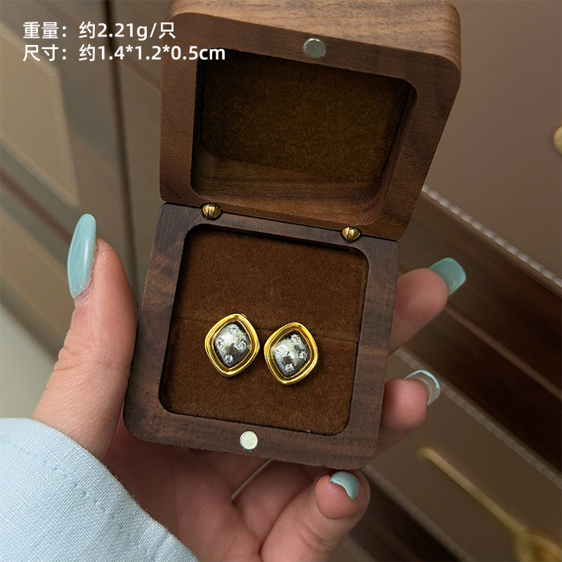 Xiaohongshu Hot-Selling Retro Light Luxury Fashion Versatile Exquisite Small Brushed Gourd Earrings High-End Sense Temperament Ear Jewelry