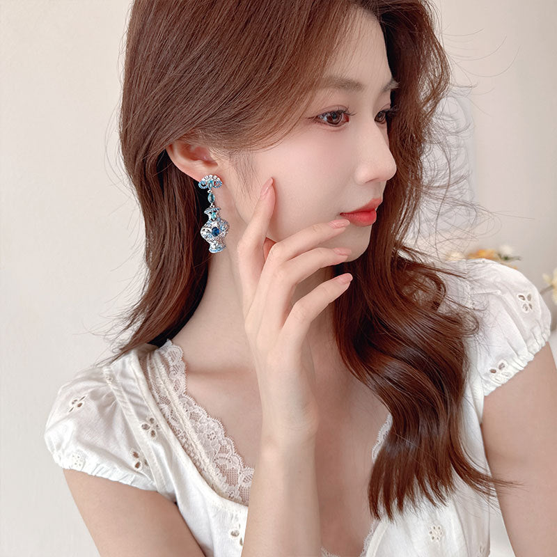 Light Luxury New Chinese Style Ancient Style Three-Dimensional Earrings Retro Zircon Inlaid High-End Long Blue and White Porcelain Evening Drop Earrings