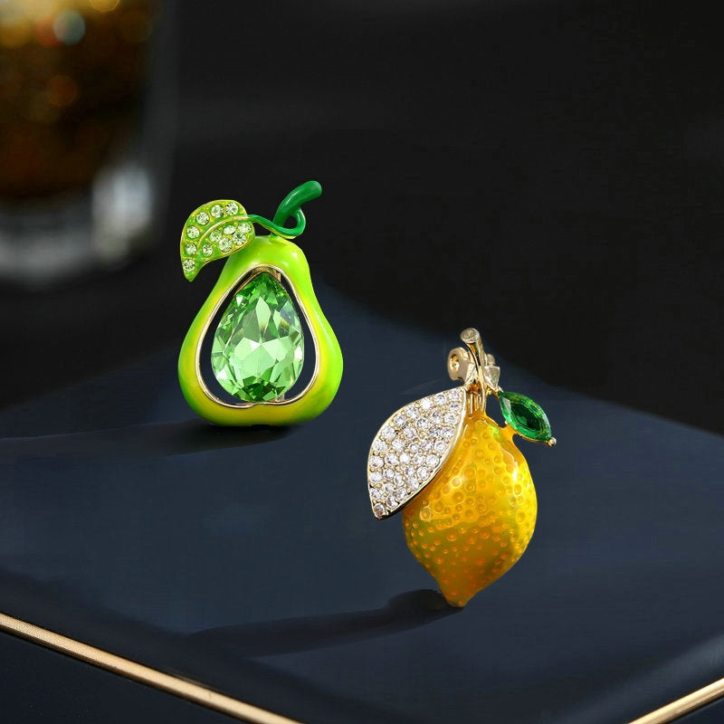 Creative Design Fruit Lychee Small Brooch Multi-purpose Cardigan Anti-exposure Shawl Scarf Buckle